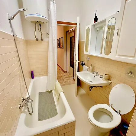 Rl Vacanze Apartment Malgrate